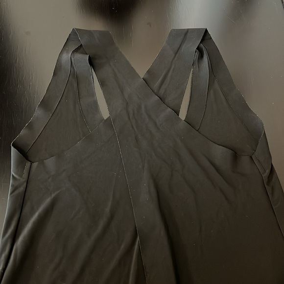 Norma Kamali Cross back Cropped Jumpsuit in Black size M - Picture 13 of 16